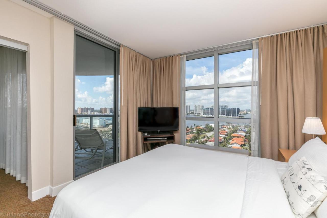 Ocean View 25Th Floor At Marenas Beach Resort By Ammosfl Miami Beach Exterior photo